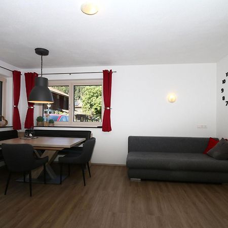 שוונדאו Quiet Holiday Flat Near The Mayrhofen Ski Area מראה חיצוני תמונה